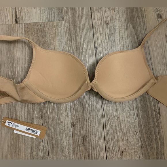 SKIMS ULTIMATE NIPPLE PUSH-UP BRA-CLAY-30C-BNWT - Picture 8 of 11
